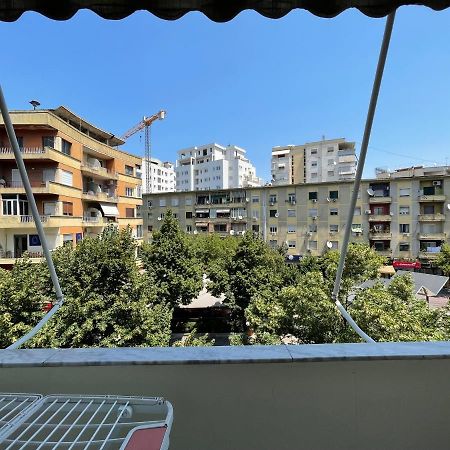 Tirana Flora Center Apartment Buitenkant foto