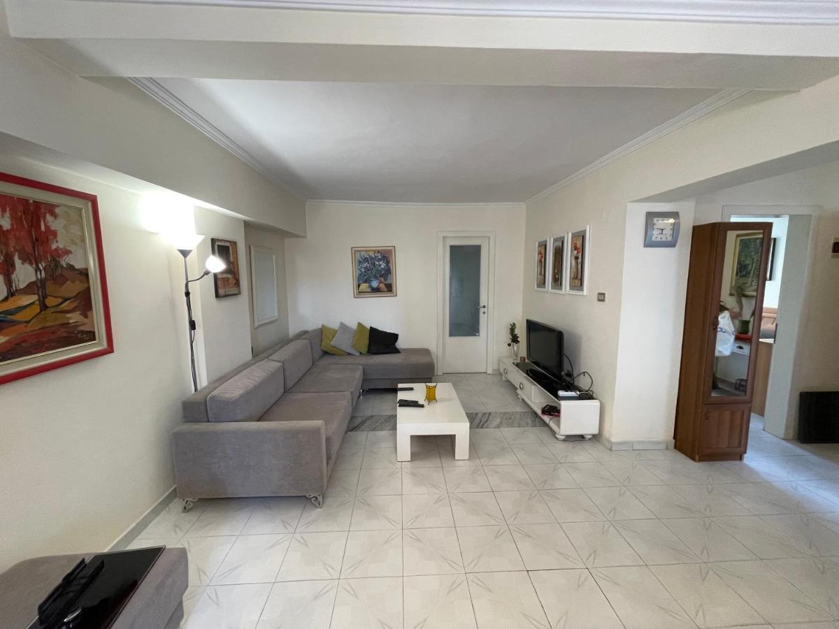 Tirana Flora Center Apartment Buitenkant foto